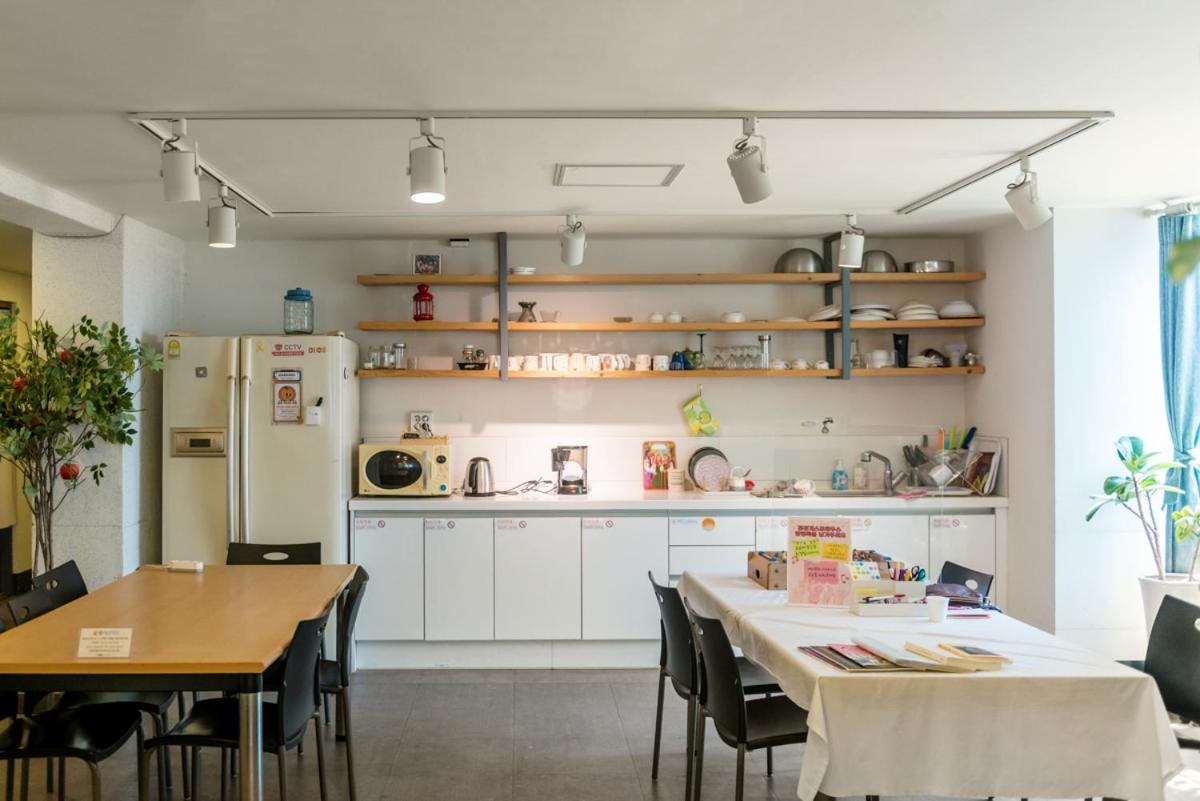 Dongseongro Zero Guesthouse Daegu Exterior photo